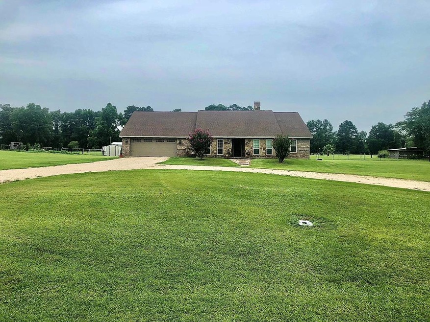 178 Roy Christie Rd, Lufkin, TX 75904 - photo 1