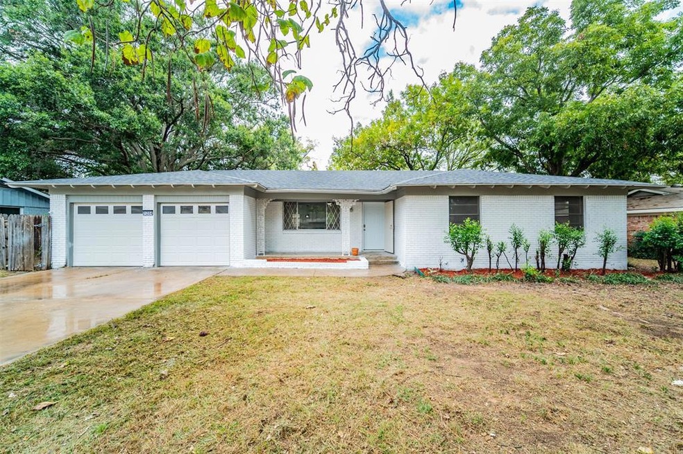 1204 Hurstview Dr, Hurst, TX 76053 - photo 1