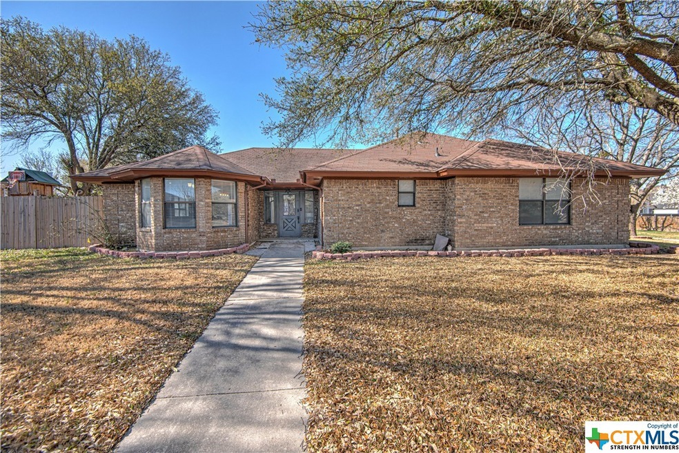 1402 Hawk Trail, Copperas Cove, TX 76522 - photo 1