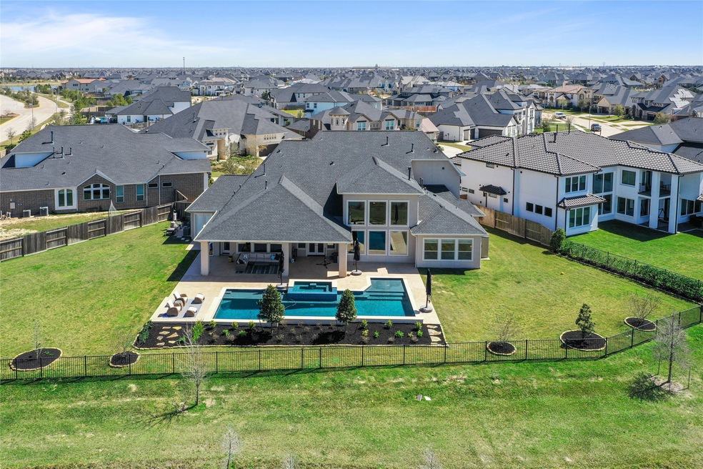 28043 Starlight Harbor Ln, Fulshear, TX 77441 - photo 1