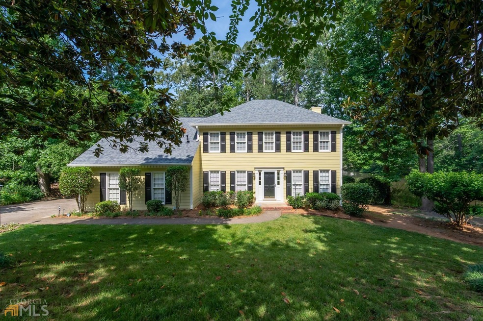 1682 Oak Crest Ct, Marietta, GA 30066 - photo 1