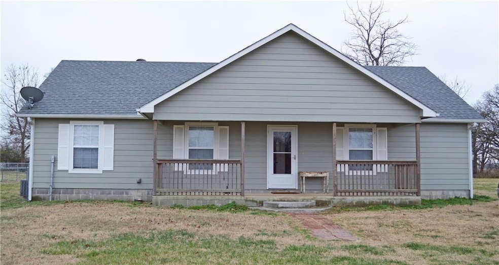 Large front porch to enjoy your evenings!