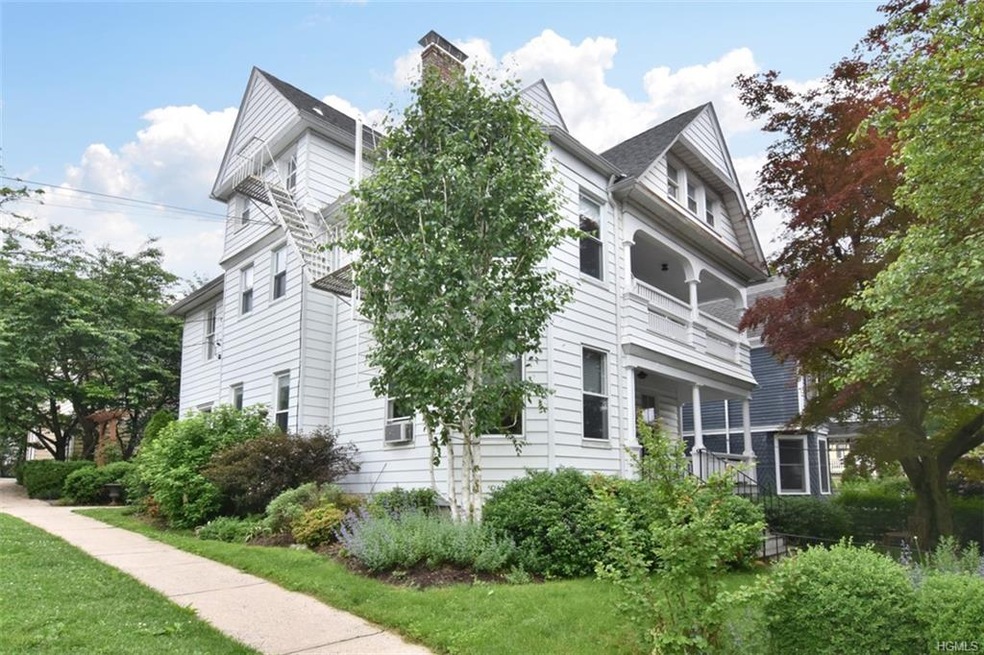 6 S Dearman St unit 1, Irvington, NY 10533 - photo 1