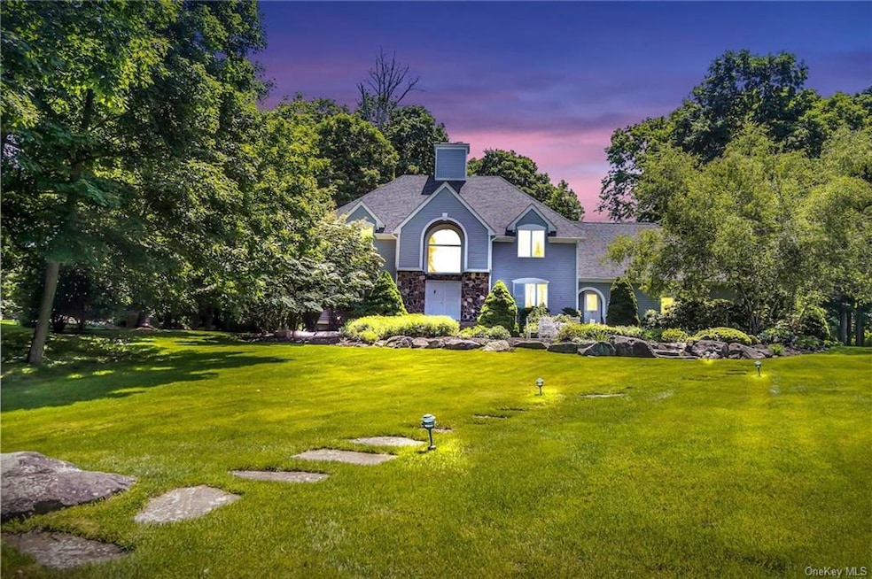 2 Harrison Ct, Cortlandt Manor, NY 10567 - photo 1