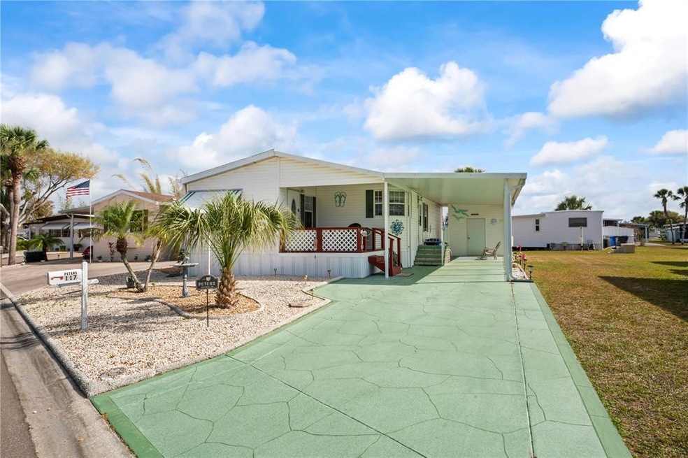 117 W Saint Annes Cir, Apollo Beach, FL 33572 - photo 1