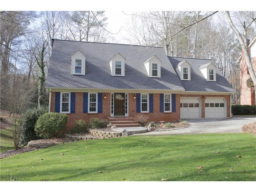 Beautiful traditional home with two car garage