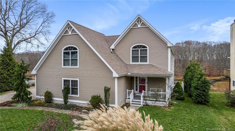 33 Marshfield Rd, Niantic, CT 06357 - photo 1