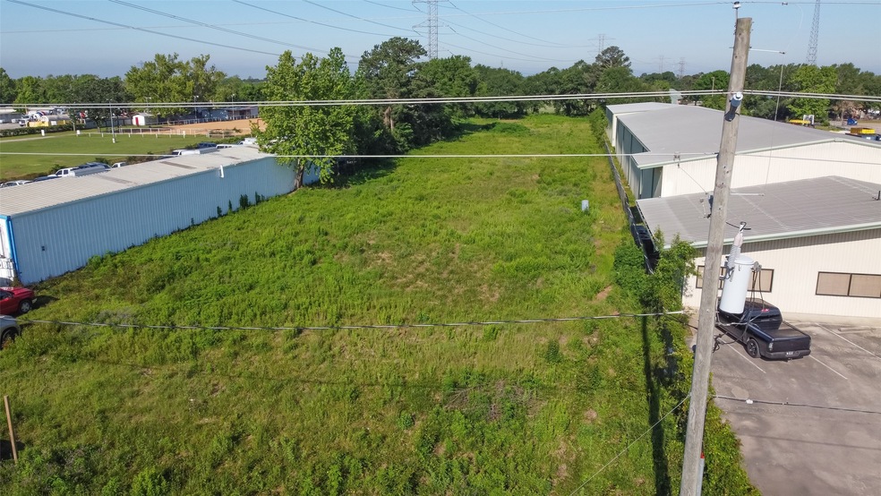 24423 Hufsmith - Kohrville Rd, Tomball, TX 77375 - photo 1