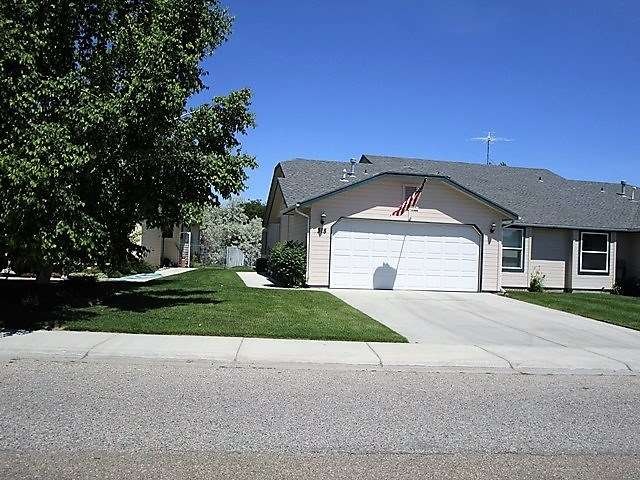 318 S Valley Dr, Nampa, ID 83686 - photo 1