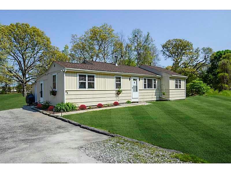 98 Drum Rock Ave, Warwick, RI 02886 - photo 1