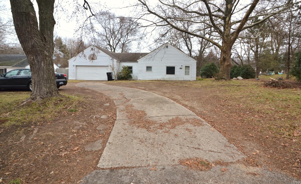2958 Dean Lake