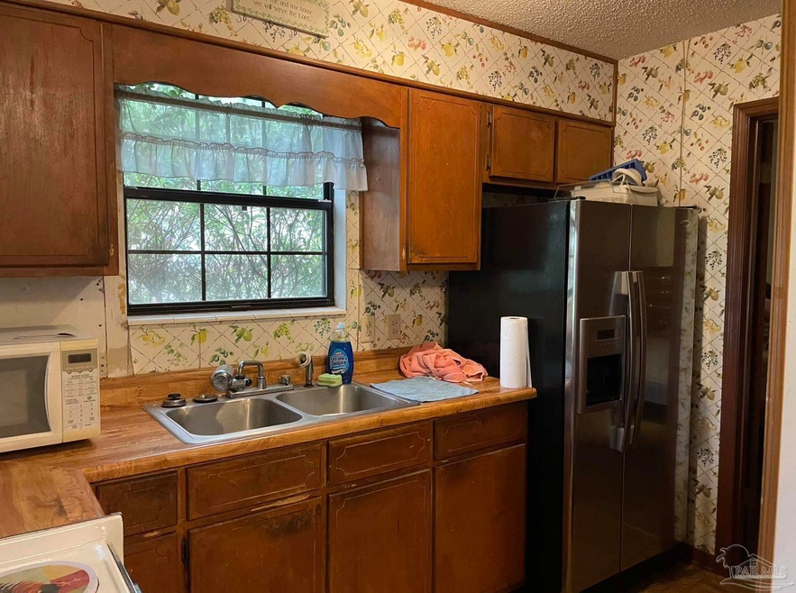 1202 Fretz St unit C & D, Pensacola, FL 32534 - photo 1