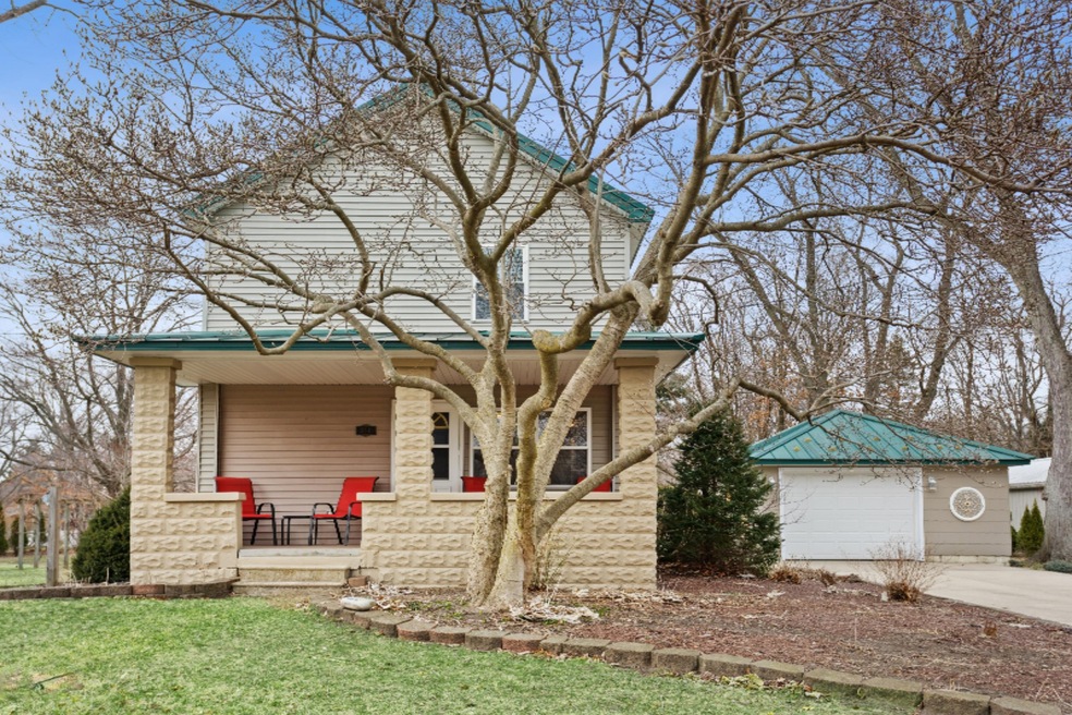 314WClayFrontView