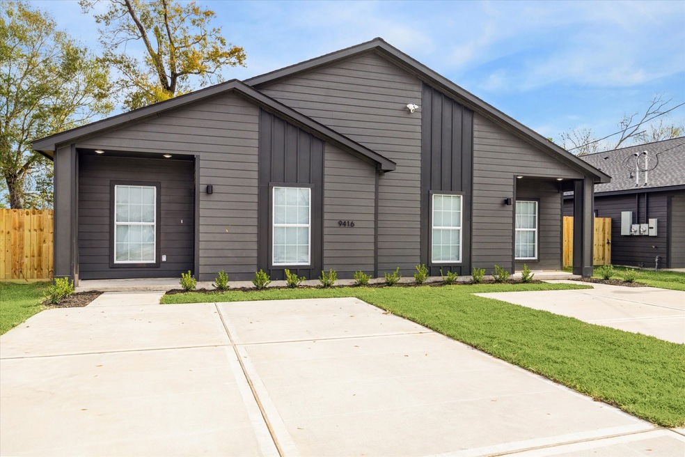 9416 Crofton St unit B, Houston, TX 77016 - photo 1