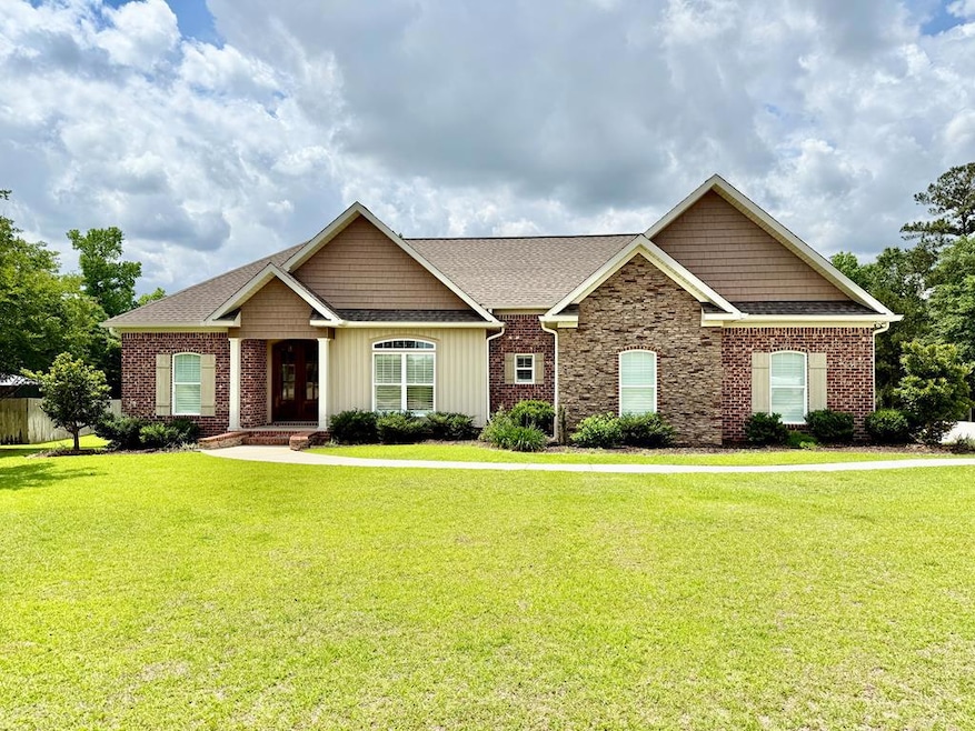 Pending $329,900 • Co-Listing Agent