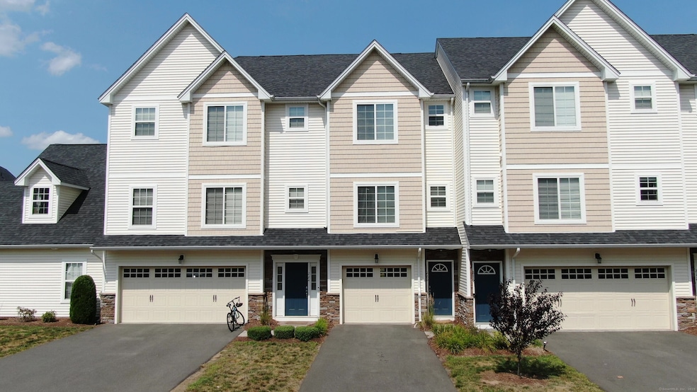 220 Pepin Place unit 220, South Windsor, CT 06074 - photo 1