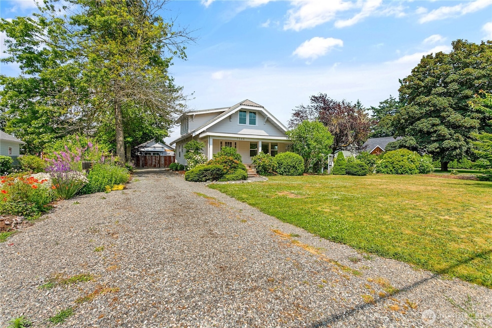 1584 Main St, Lynden, WA 98264 - photo 1