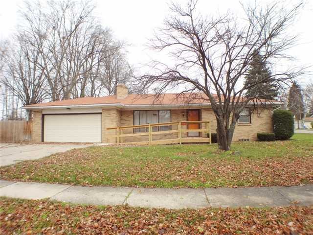 3100 Cooley Dr, Lansing, MI 48911 - photo 1
