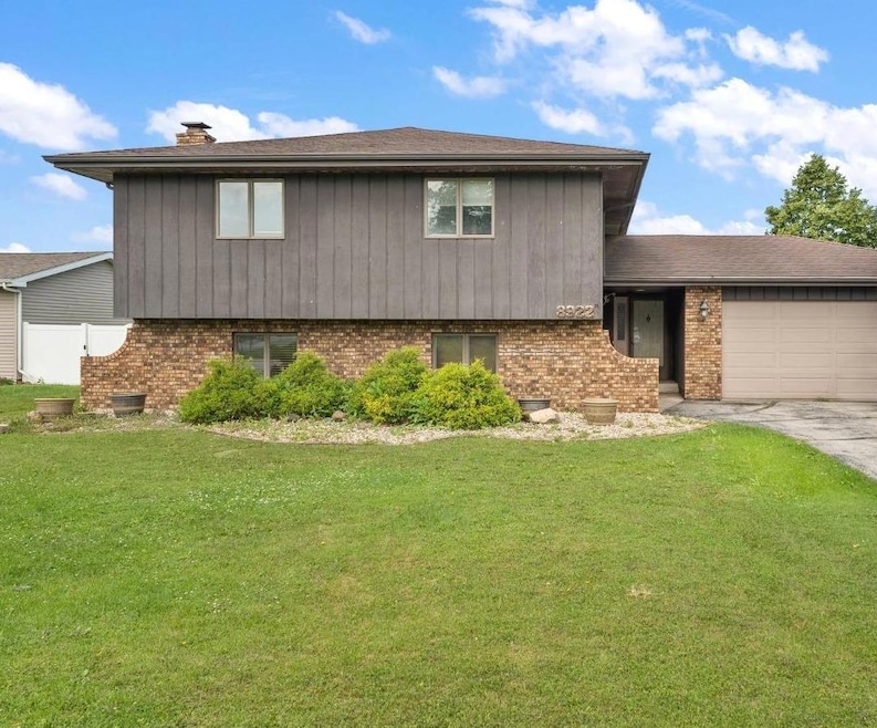 8922 Mathews St, Crown Point, IN 46307 - photo 1