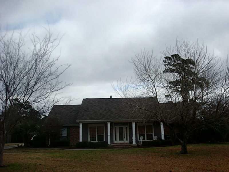 Exterior Front. FRONT