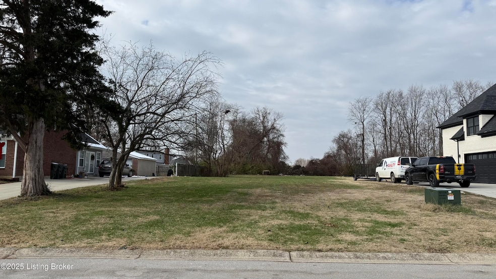 8606 Loch Lea Ln, Louisville, KY 40299 - photo 1