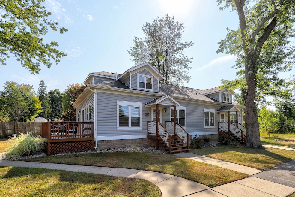 1-web-or-mls-7370-n-shore-dr