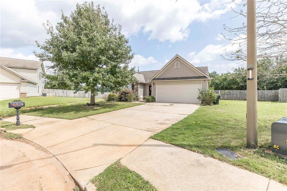 230 Amelia Dr, Byron, GA 31008 - photo 1