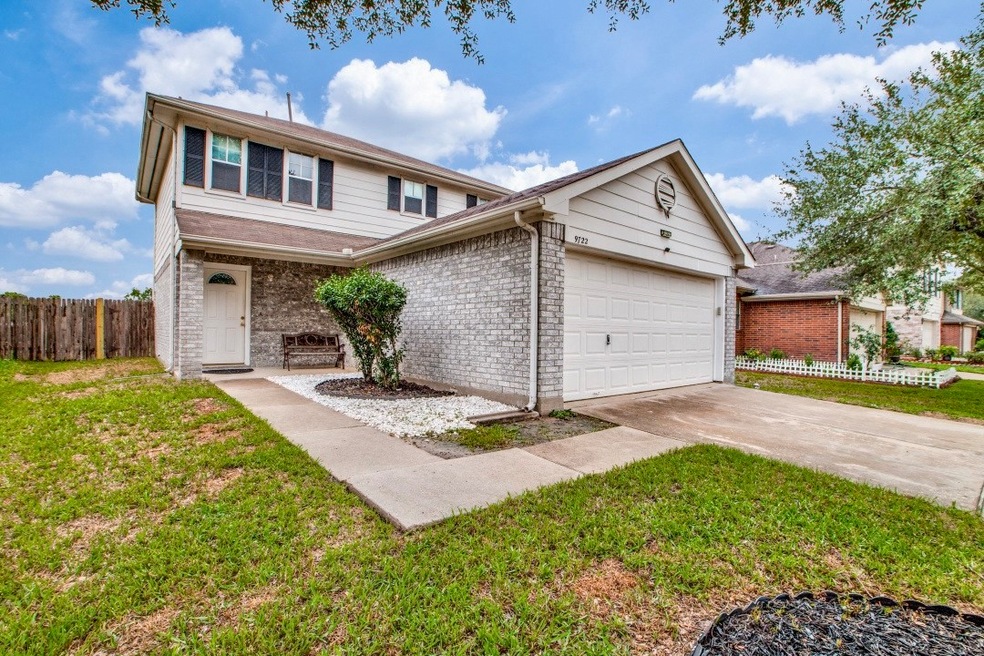 9722 Phil Halstead Dr, Houston, TX 77086 - photo 1