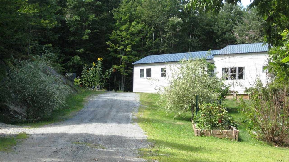 1173 Coppermine Rd, Monroe, NH 03771 - photo 1