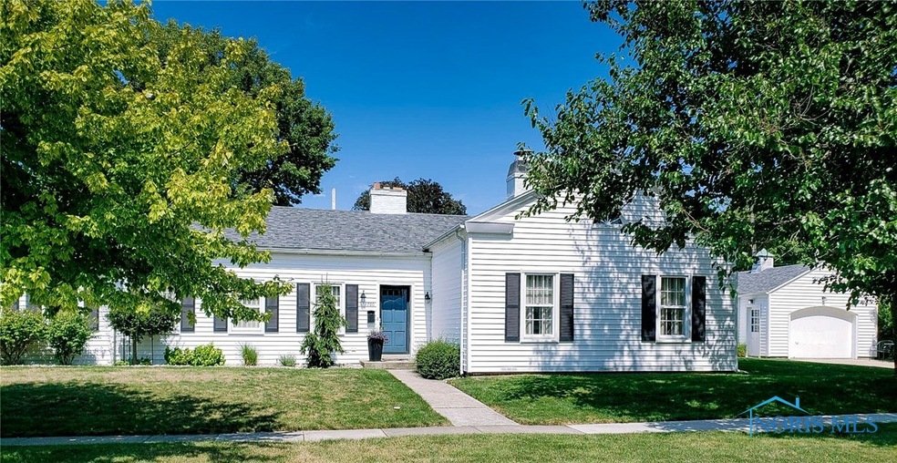 700 W College Ave, Woodville, OH 43469 - photo 1