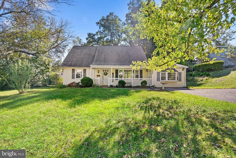 4013 Wakefield Ln, Bowie, MD 20715 - photo 1