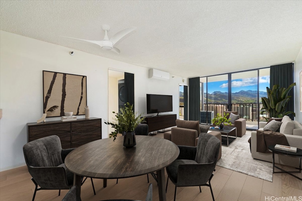 Spacious Liv Rm Splt AC
*Virtual Staging*