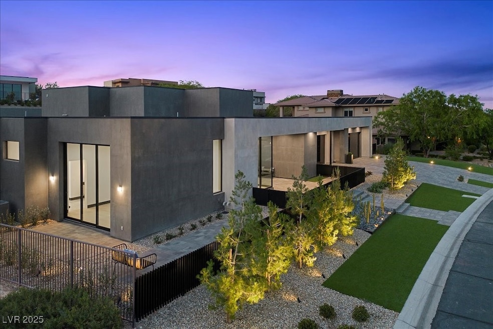 View of side of home