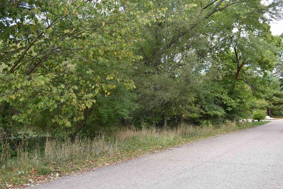 52801 Hastings St, South Bend, IN 46637 - photo 1