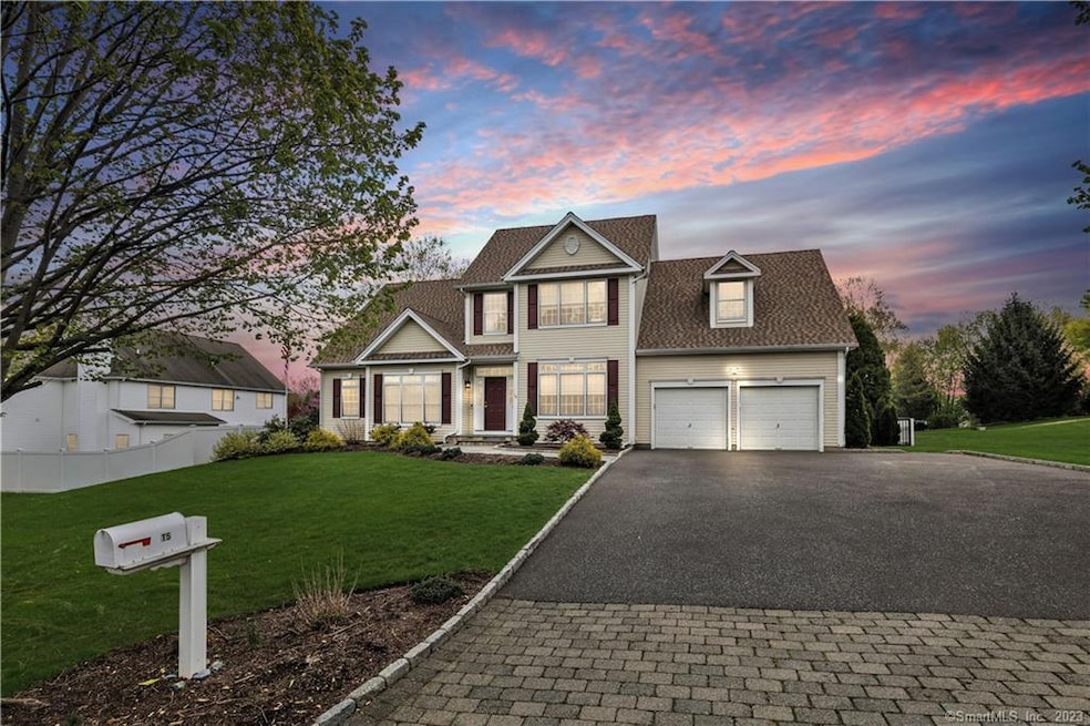 15 Somerset Ln, Milford, CT 06461 - photo 1