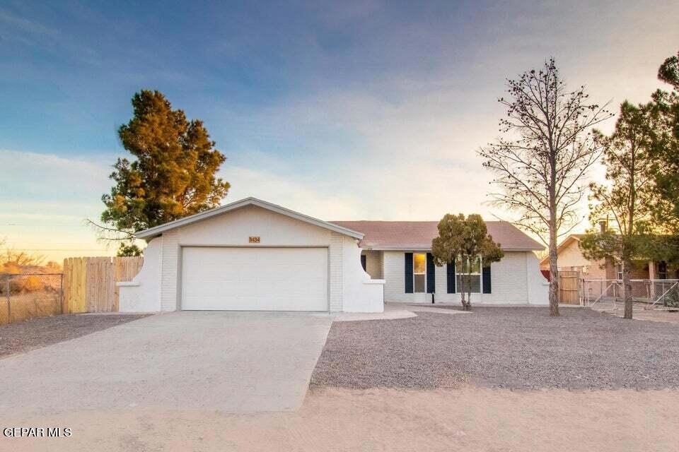 11434 Haney Rd, Socorro, TX 79927 - photo 1