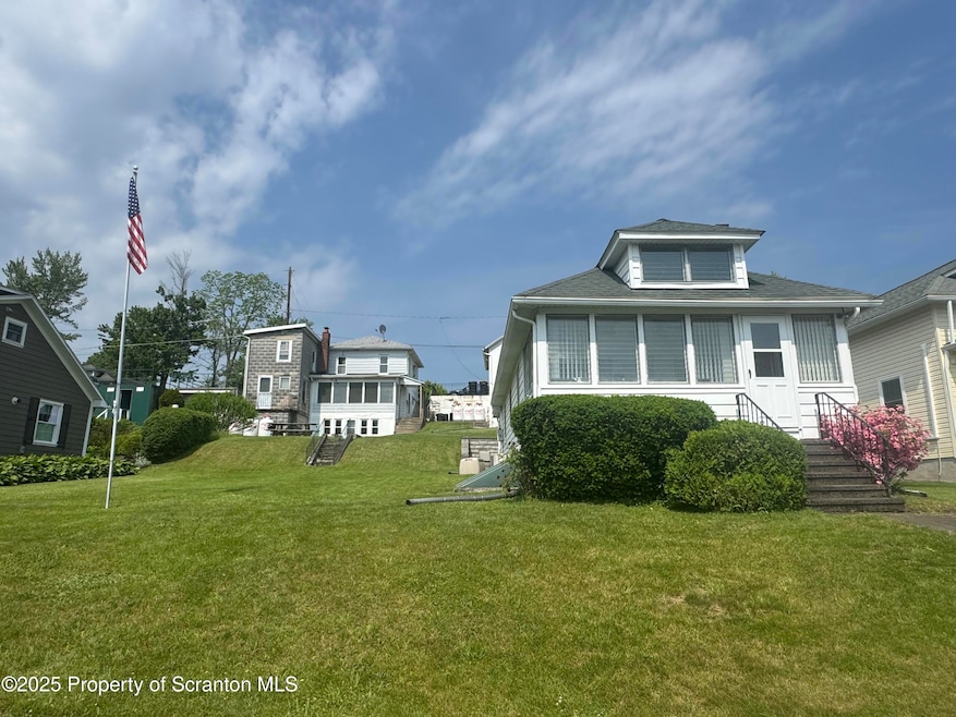 464 Point Rd, Factoryville, PA 18419 - photo 1