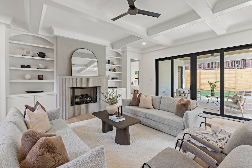 For Sale $2,199,000 • Co-Listing Agent