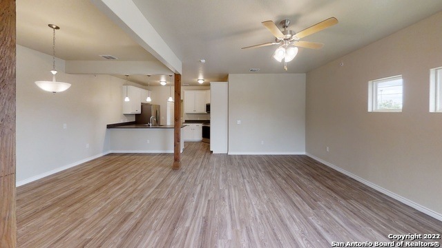 1070 E Cedar St unit 4, Seguin, TX 78155 - photo 1