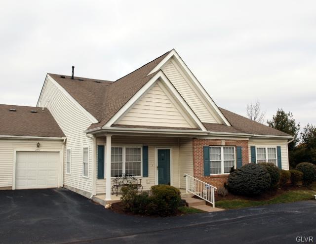 4751 Steeplechase Dr unit 3B, Macungie, PA 18062 - photo 1