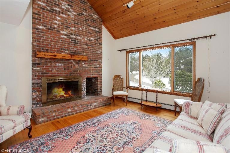 20 Westerly Dr, Buzzards Bay, MA 02532 - photo 1