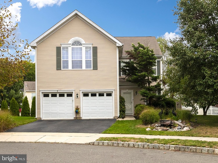 4 Grant Ct, Columbus, NJ 08022 - photo 1