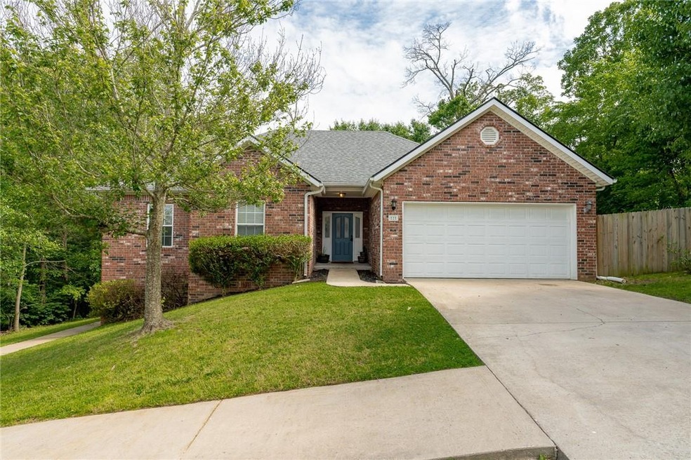 2 Marlin Ln, Bella Vista, AR 72715 - photo 1