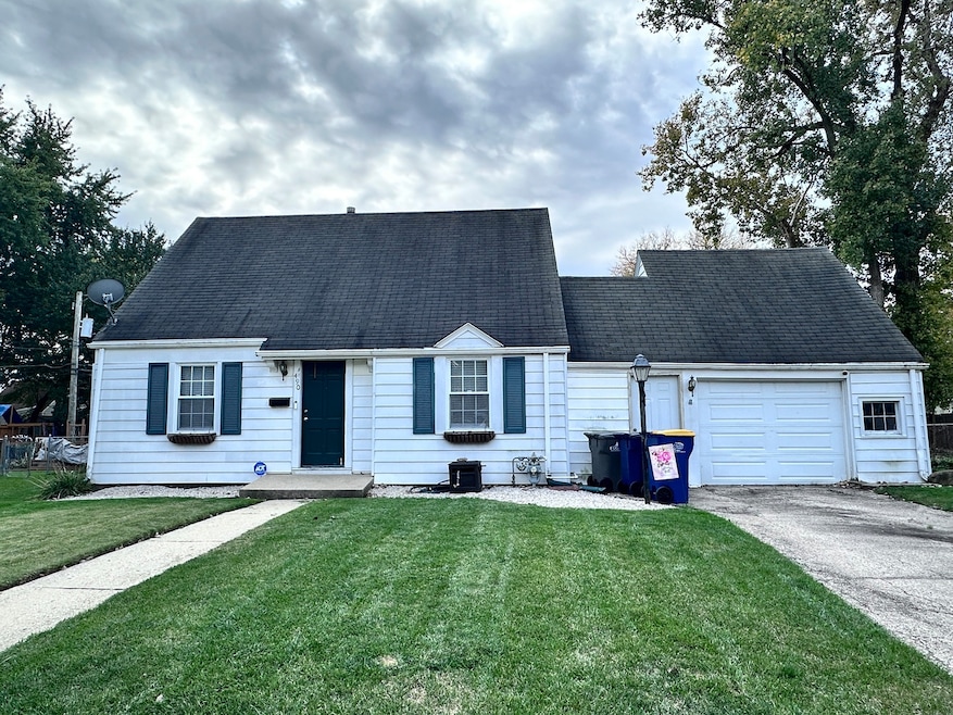 490 S Alfred Ave, Elgin, IL 60123 - photo 1