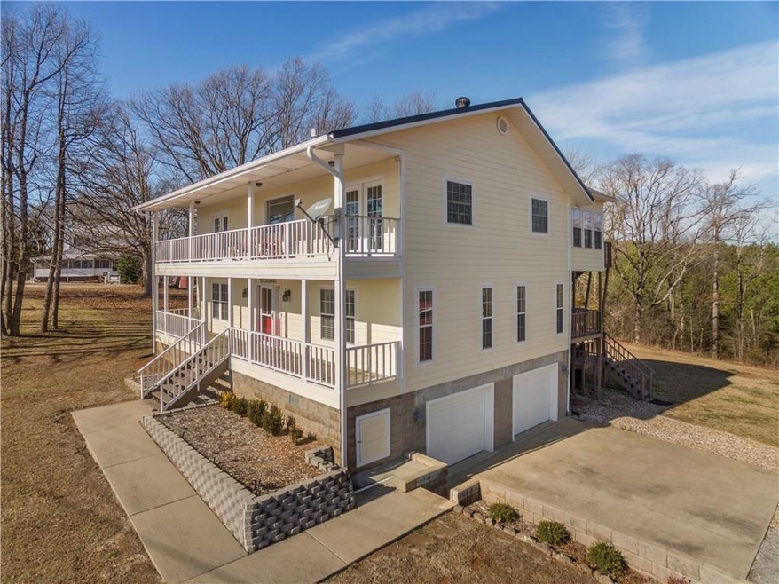 10940 Devils Den Rd, Winslow, AR 72959 - photo 1