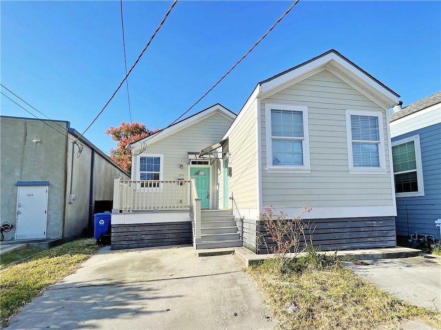 2111 Rousseau St, New Orleans, LA 70130 - photo 1