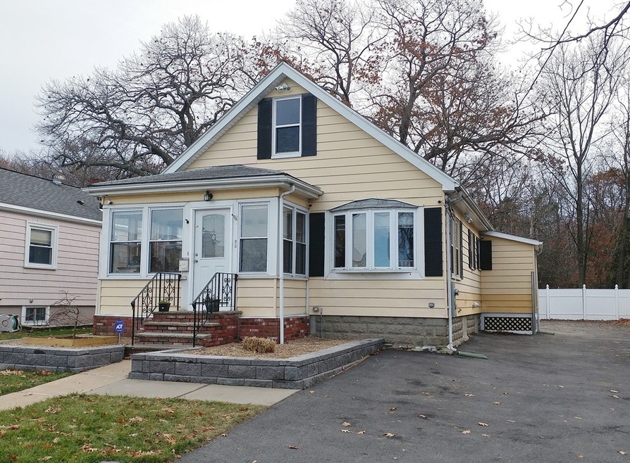20 Eustis St, Saugus, MA 01906 - photo 1