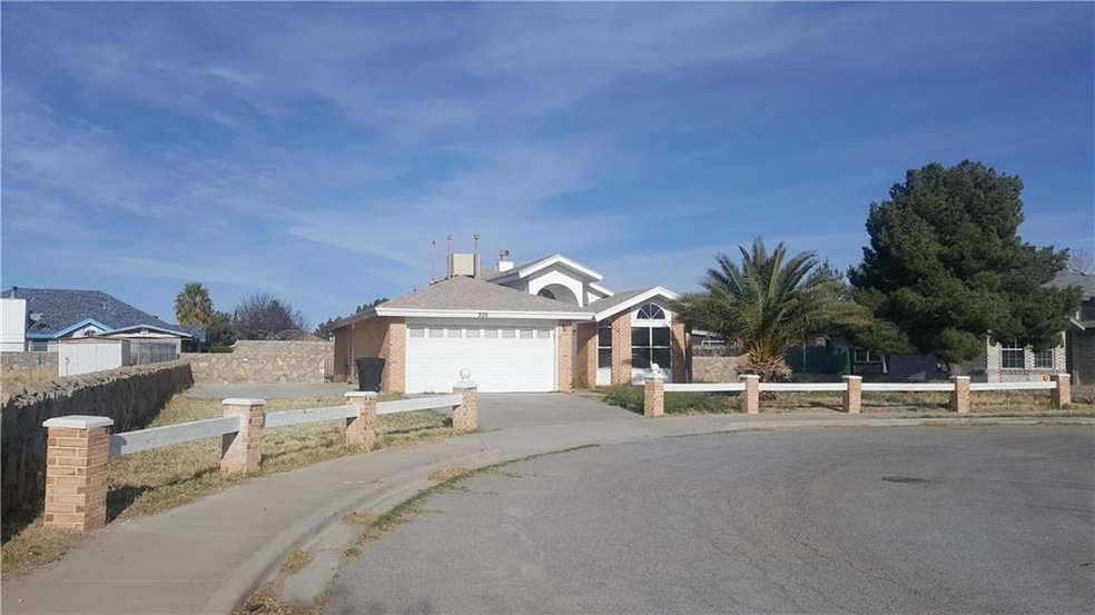 320 Pete La Rue Cir, Horizon City, TX 79928 - photo 1