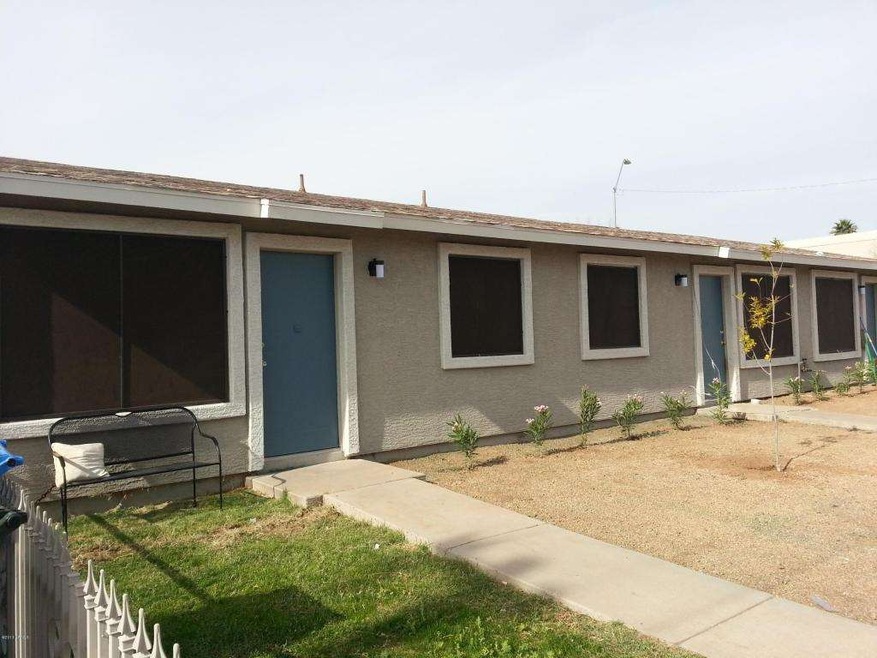 2444 e wiletta front view
