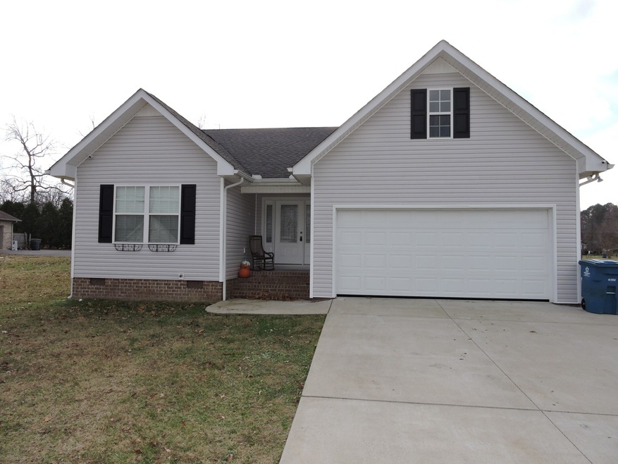 1208 Eastend Rd, Manchester, TN 37355 - photo 1